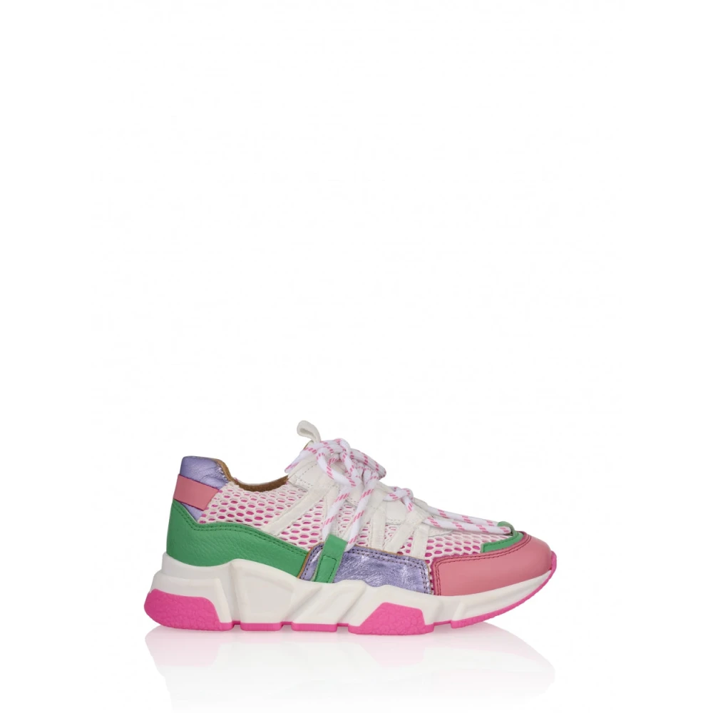 Dwrs Leren sneakers met kanten inzet Dames Schoenen Wit