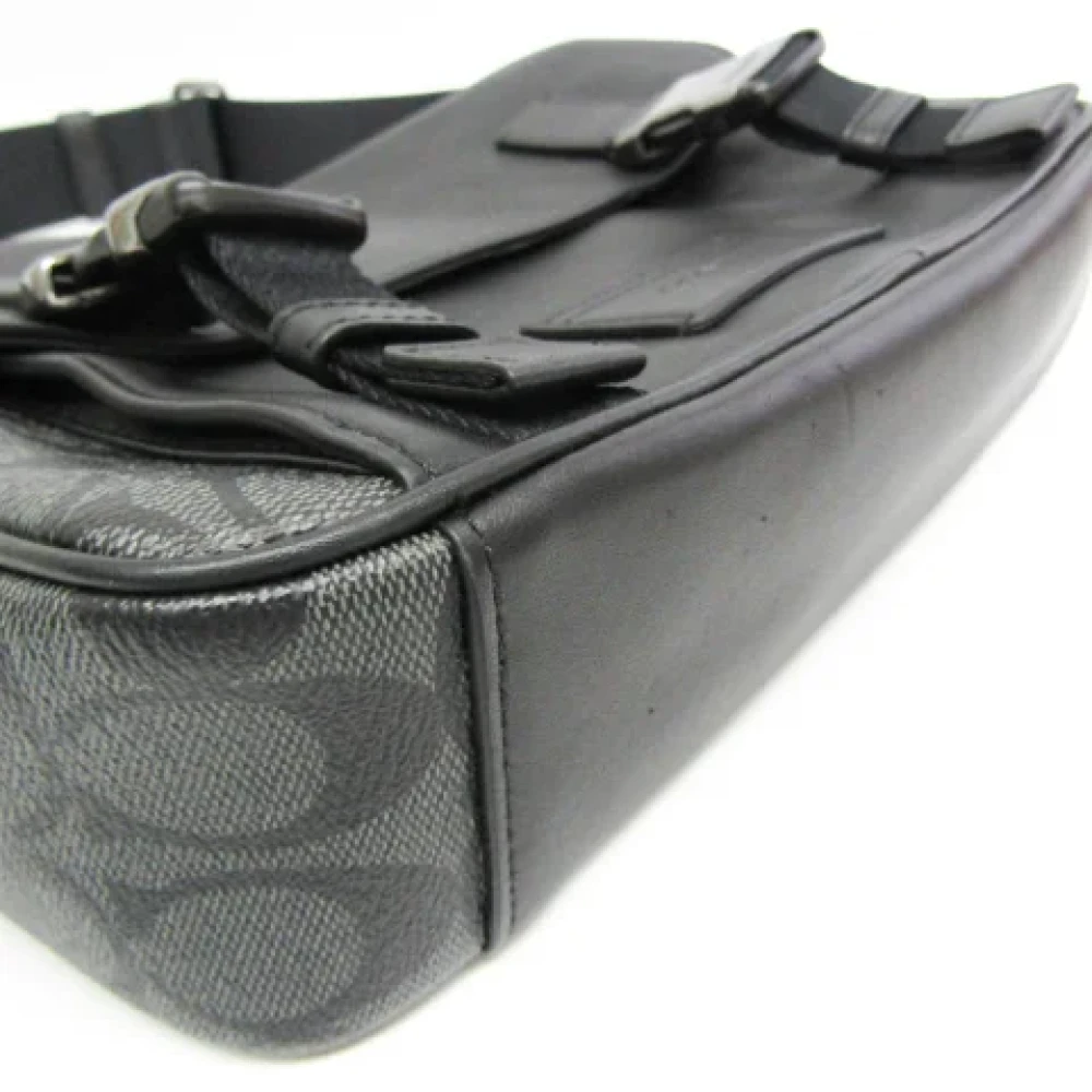 Coach Pre-owned Leather shoulder-bags Black Dames