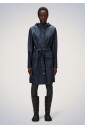 curve-w-trenchcoat