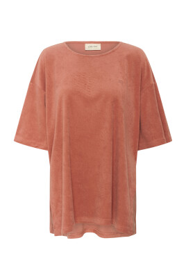 oversized-tee-with-half-sleeves