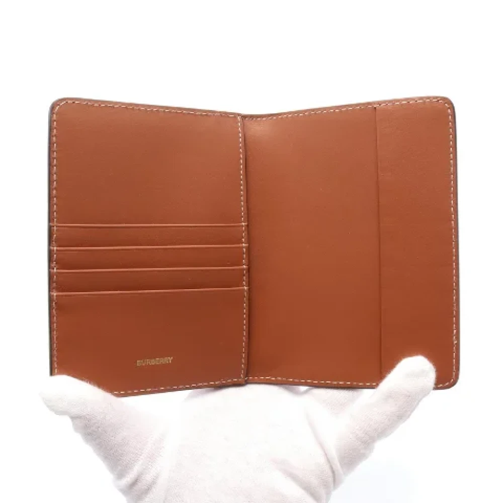 Burberry Vintage Pre-owned Canvas wallets Beige Dames