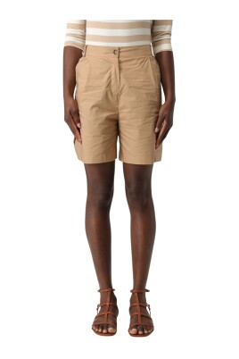 casual-high-waisted-shorts-with-pockets