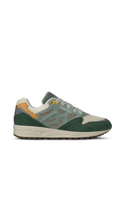 retro-legacy-96-sneakers
