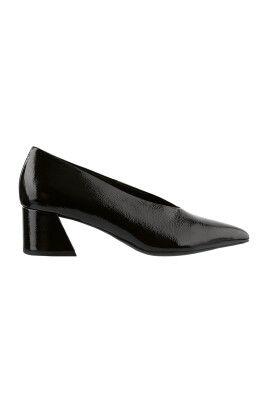 black-formal-business-shoes-for-women