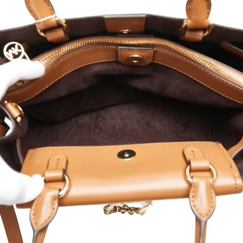 Michael Kors Pre-owned Canvas handbags Brown Dames