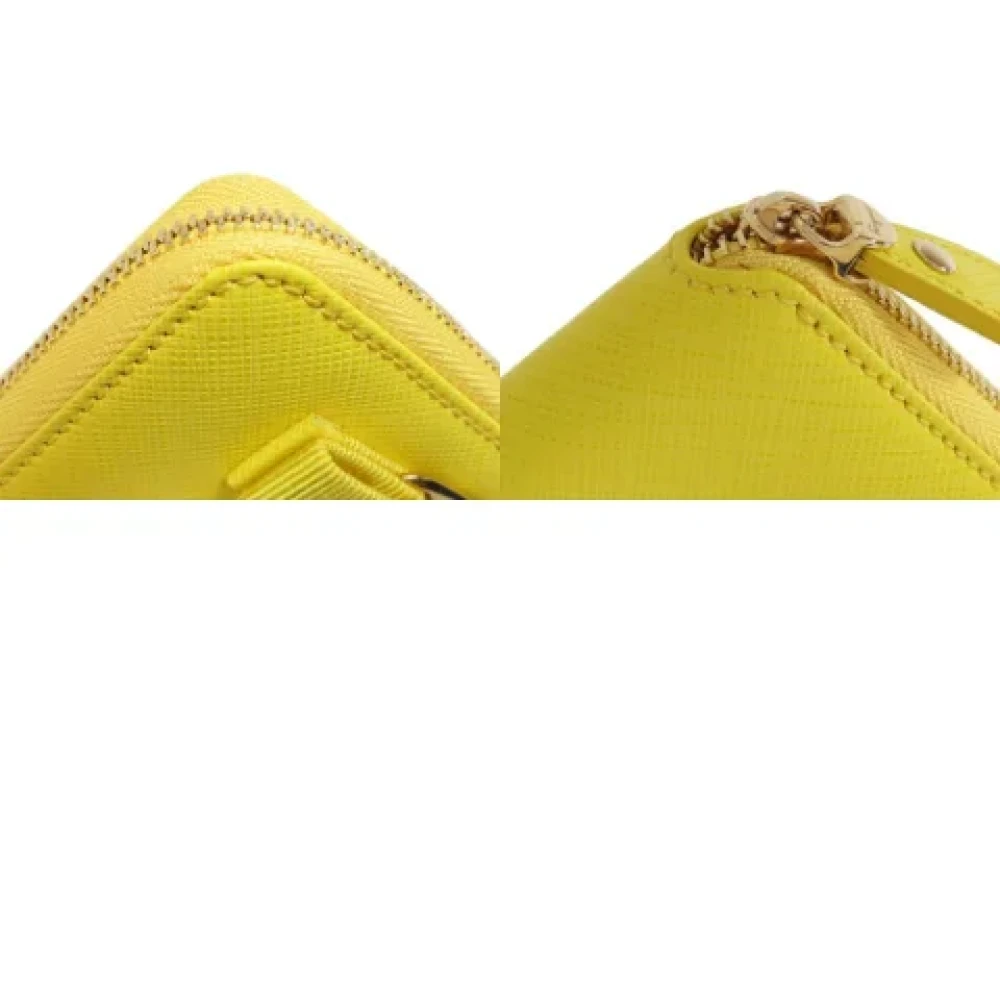 Salvatore Ferragamo Pre-owned Leather wallets Yellow Dames