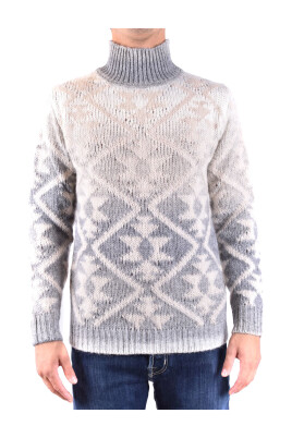 stilfulde-sweaters-til-enhver-lejlighed