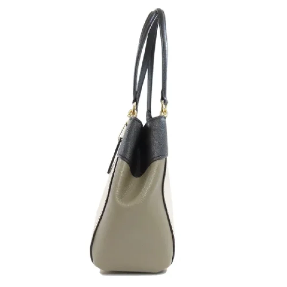Coach Pre-owned Leather handbags White Dames