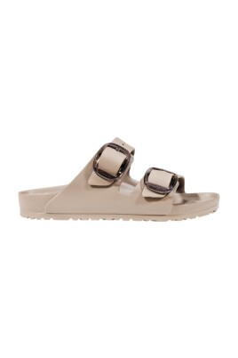 chic-beige-buckle-slippers