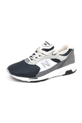 grey-running-shoe-classics-traditionnels
