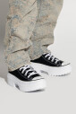 chaussures-de-sport-a08258c