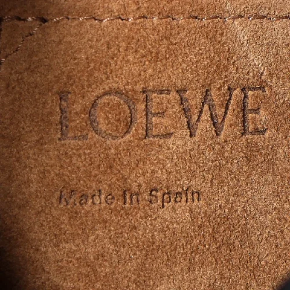 Loewe Pre-owned Leather shoulder-bags Black Dames