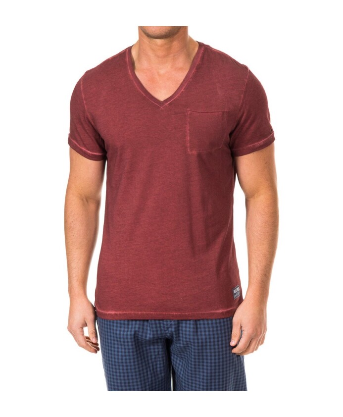 short-sleeve-v-neck-t-shirt