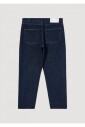 pantalon-en-denim-delavage-marbre-fonce