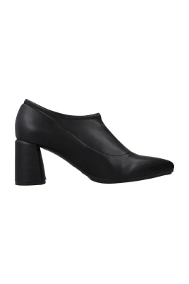 Eleganta Klackstövlar