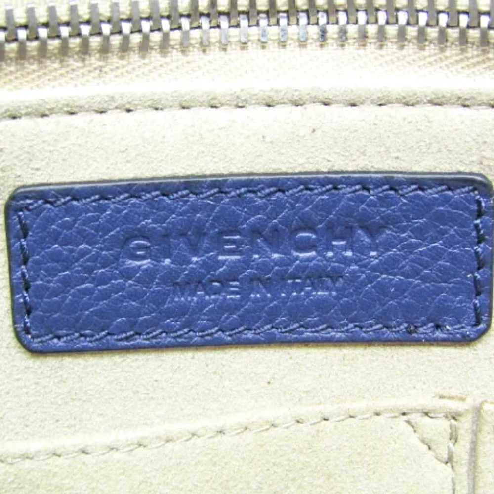 Givenchy Pre-owned Leather handbags Blue Dames