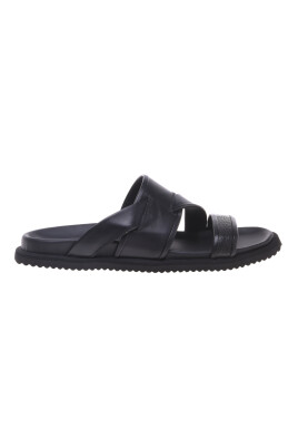 black-leather-sandals