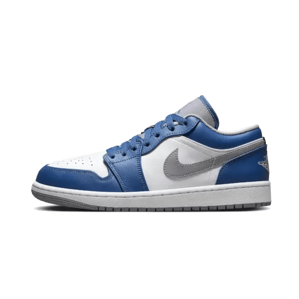 Jordan Men's Blue Low True Sneakers
