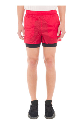 maillot-de-bain-rouge-cardinal