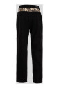 collection-de-jeans-polyvalente-et-raffinee