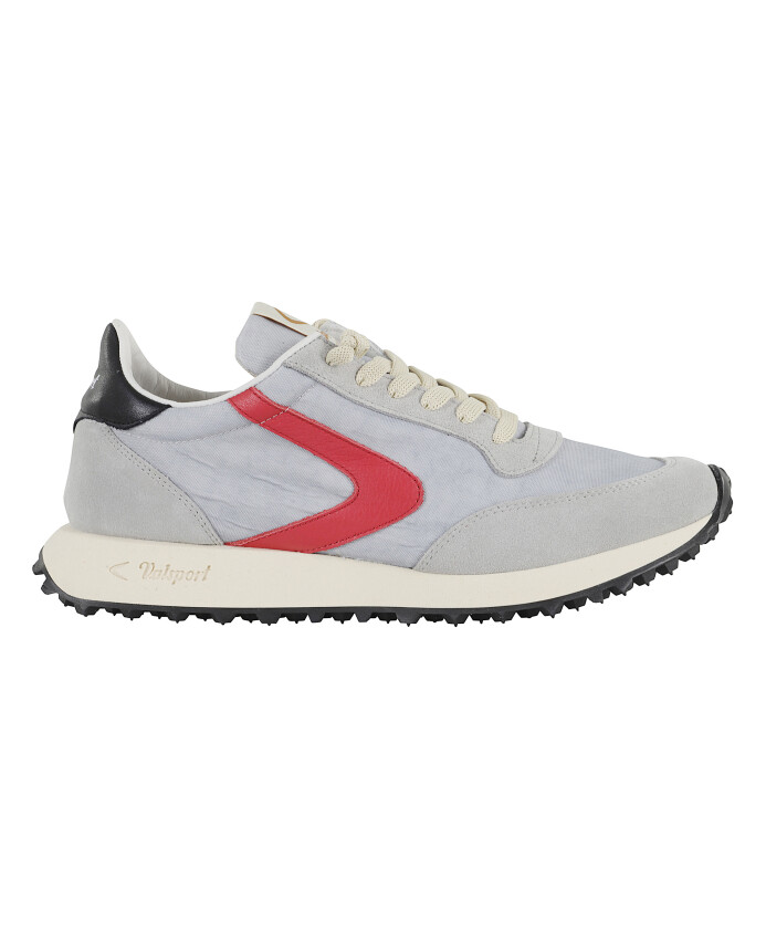 sneakers-bleues-et-grises-en-daim