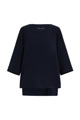 tunique-bleue-avec-col-rond-et-boutons