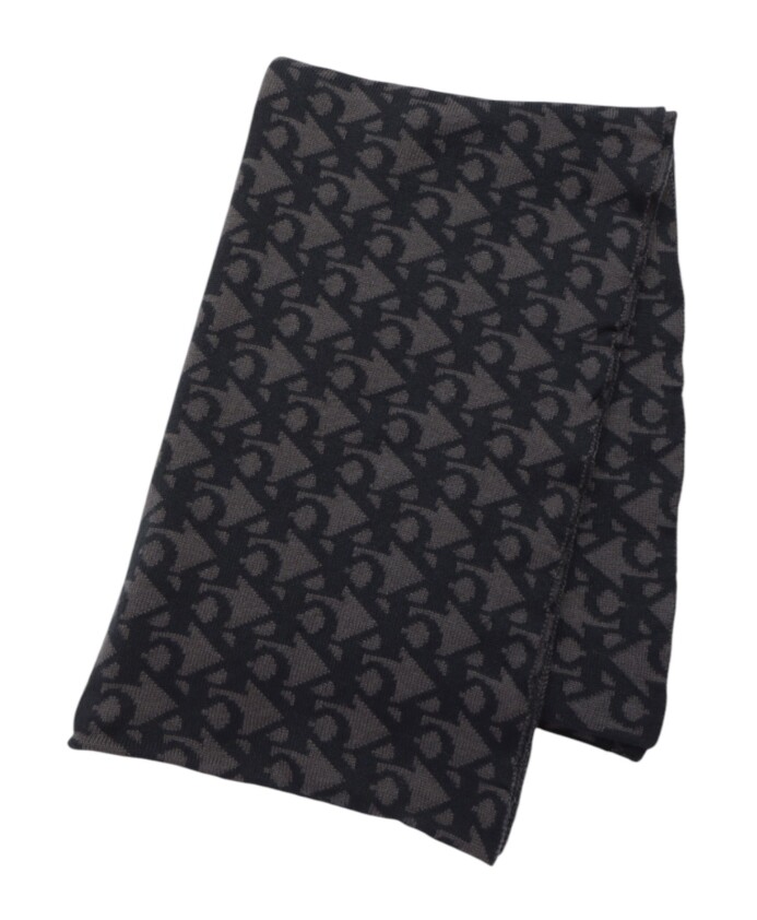 echarpe-imprimee-en-polyester