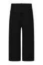 zwarte-elegante-broek-met-geborduurd-logo