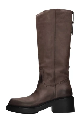 Rust Boots