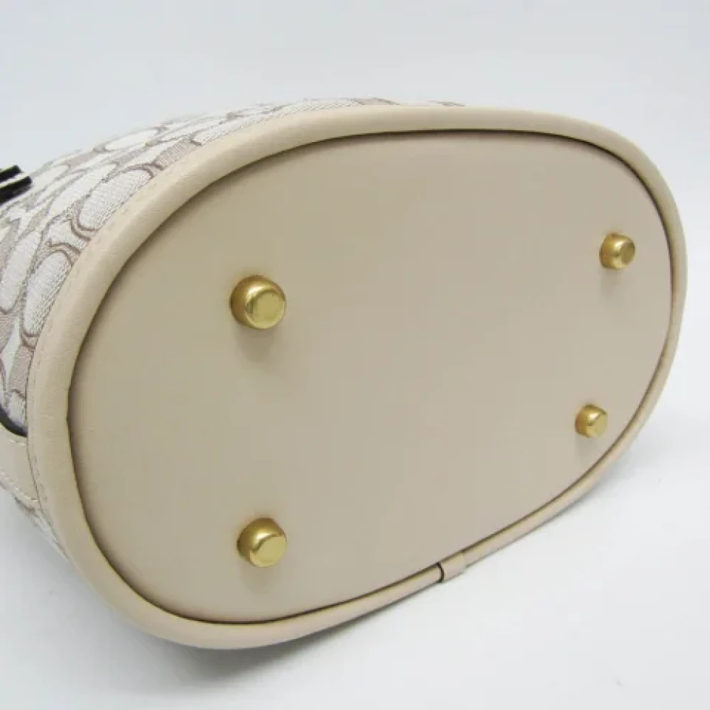 Coach Pre-owned Leather shoulder-bags Beige Dames