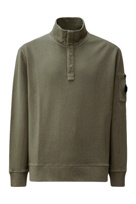 green-fleece-sweater-with-lens-pocket