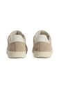 baskets-beige-lacets-semelle-plate