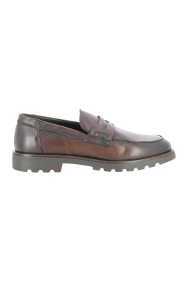 93912 Loafer