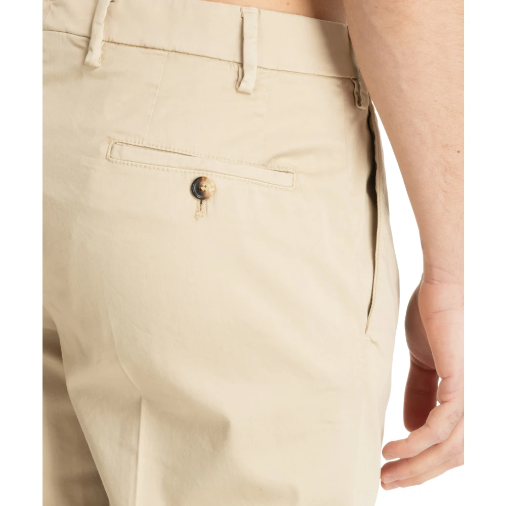 Lardini Klassieke Soho Broek Multipockets Sluiting Beige Heren