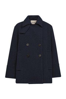 classic-wool-jacket-navy