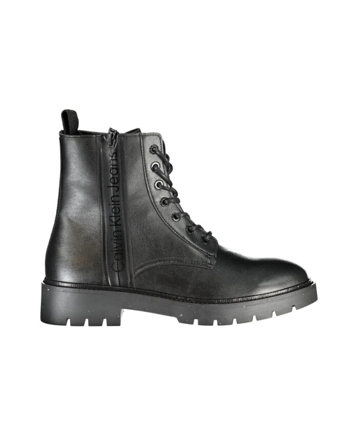 elegantes-bottines-noires-a-lacets