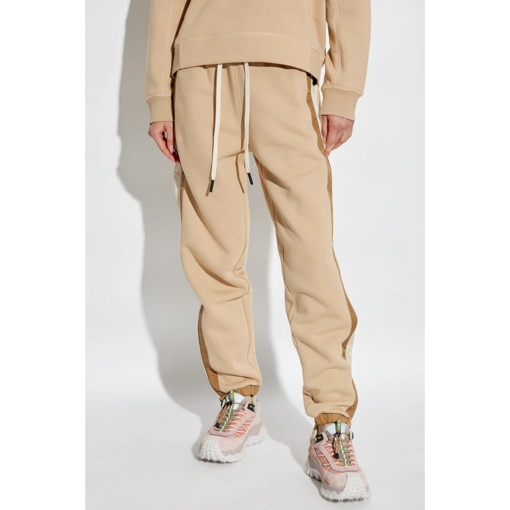Moncler Grenoble Day-Namic Beige Dames
