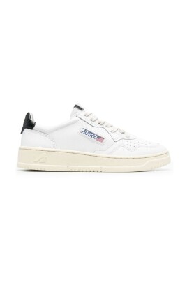 medalist-baskets-basses-en-cuir
