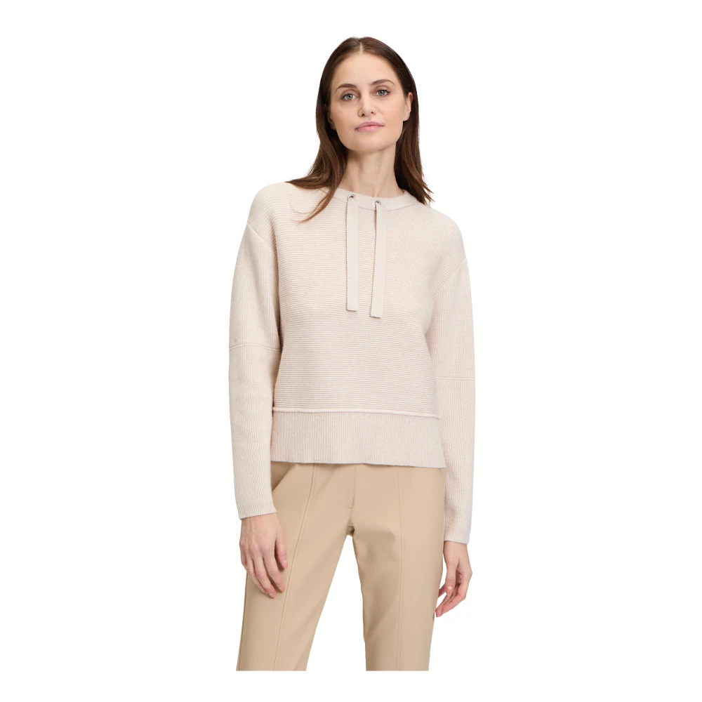 Betty Barclay Sportief-vrouwelijke gebreide trui met strikceintuur Beige Dames