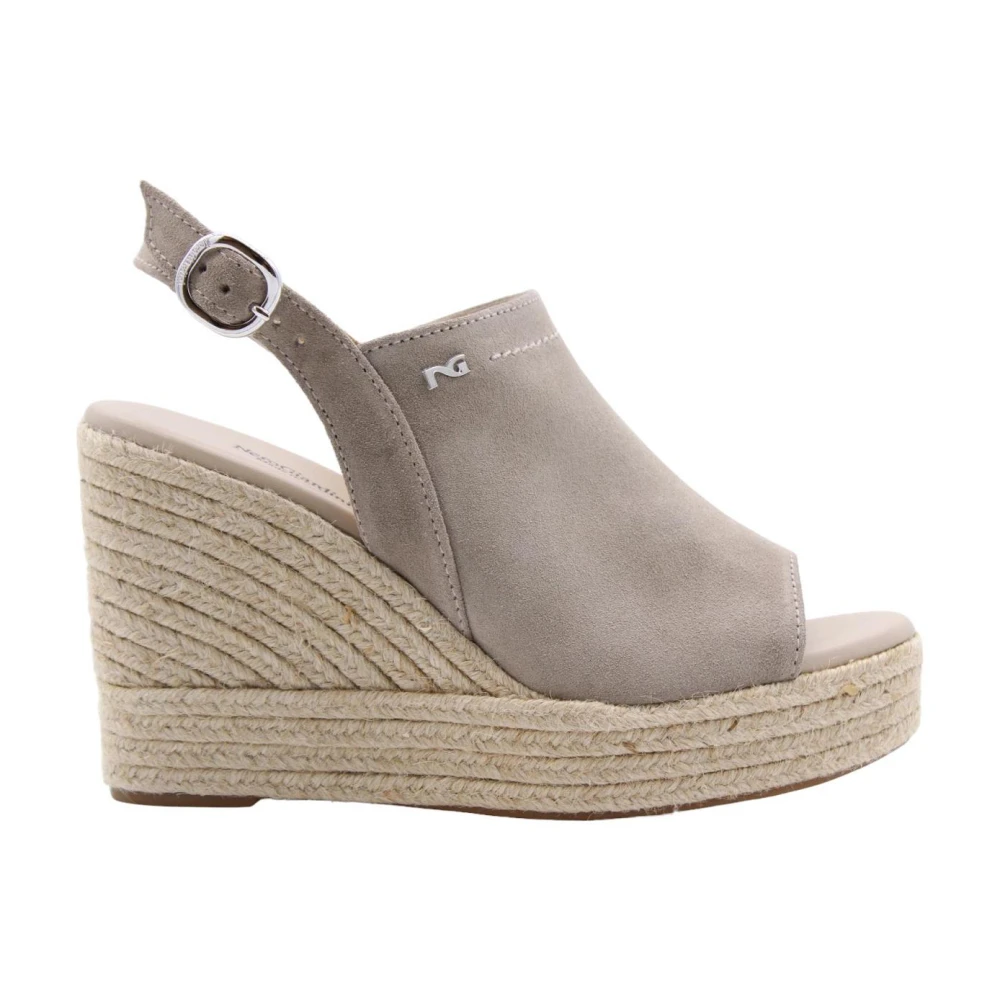Shoes > Heels > Wedges - - Nerogiardini - Modalova