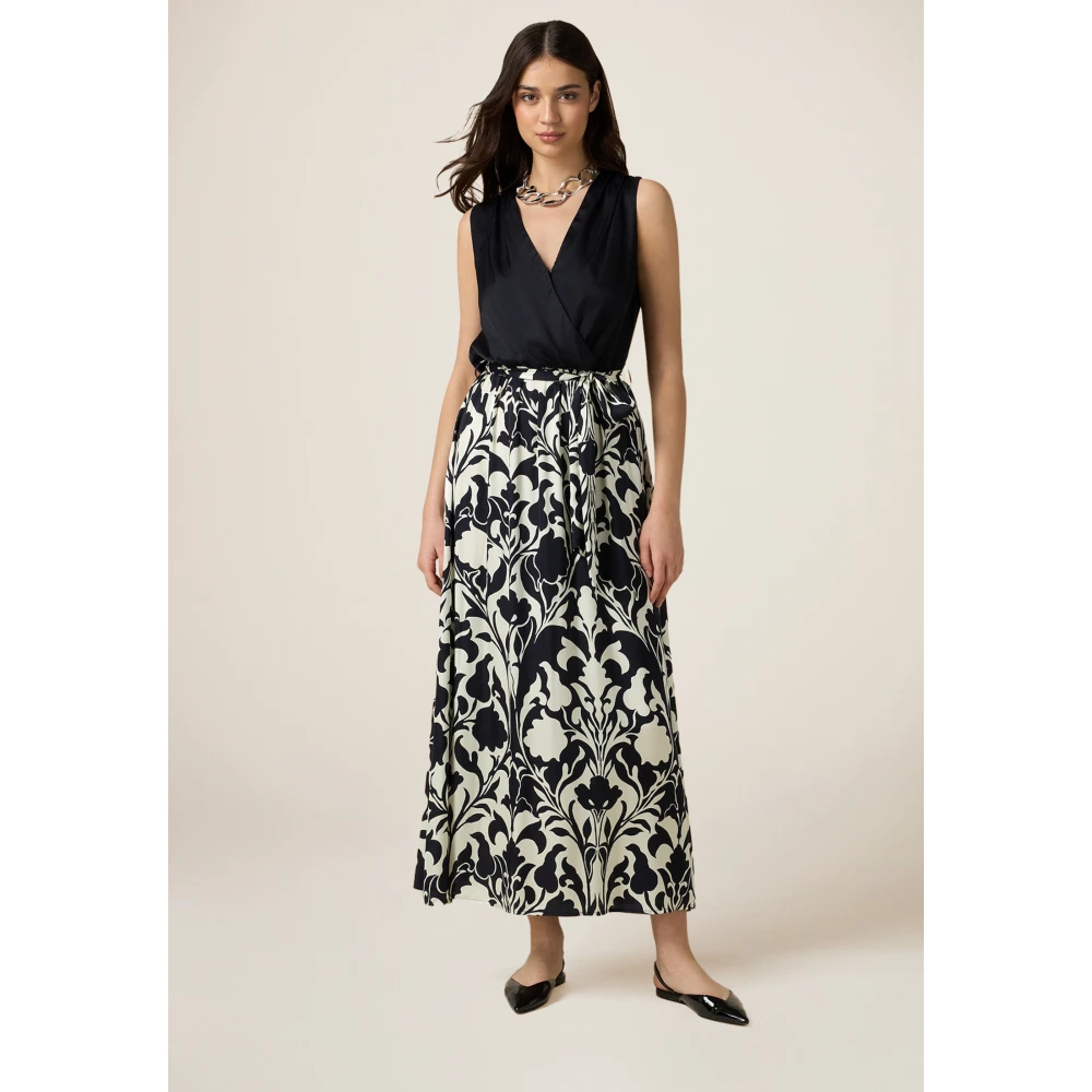 Oltre Mouwloze jurk met lange mouwen en bedrukte rok Multicolor Dames