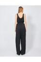 zwarte-mouwloze-jumpsuit-jurk-met-riem