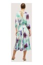 robe-midi-en-satin-avec-motif-abstrait