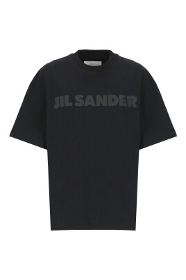 black-cotton-t-shirt-round-neck-short-sleeves