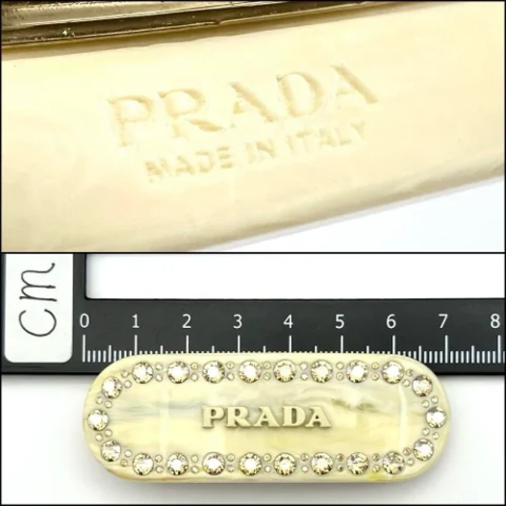 Prada Vintage Pre-owned Metal hair-accessories Beige Dames
