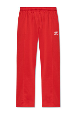 straight-leg-sweatpants