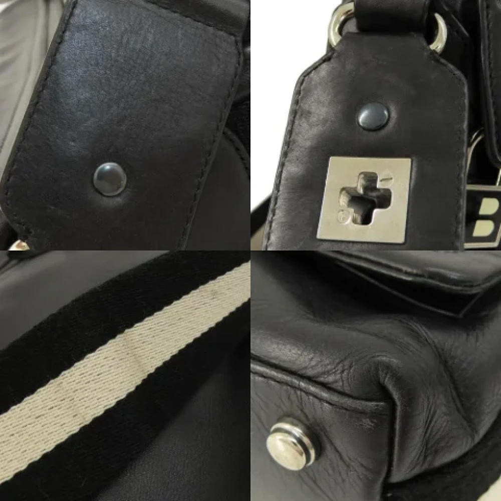 Bally Pre-owned Fabric shoulder-bags Black Dames