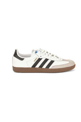 white-flat-shoes-superstar-iisamba