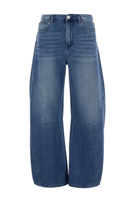Blå jeans med blekningseffekt