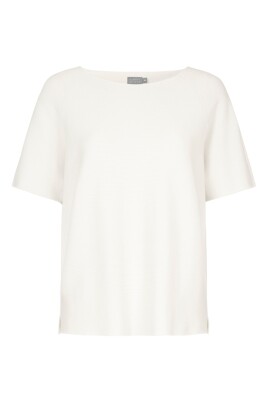 ecru-sweaters-for-stylish-look
